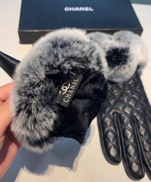 Chanel Gloves In Black