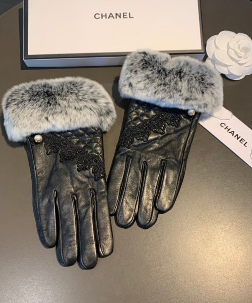 Chanel Gloves In Black