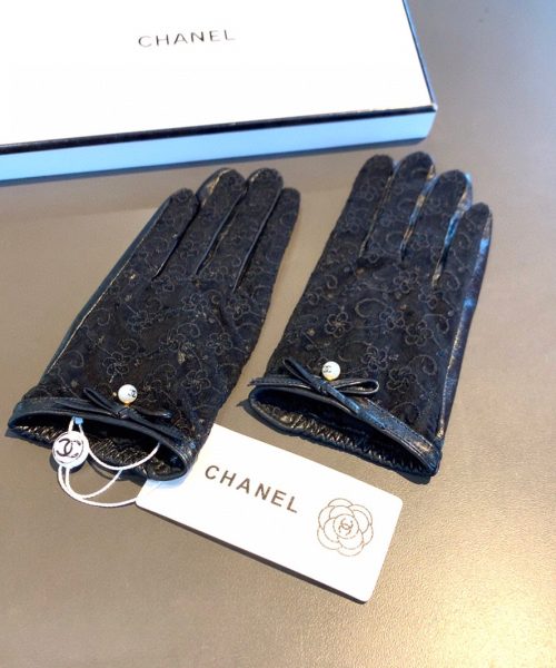 Chanel Gloves In Black
