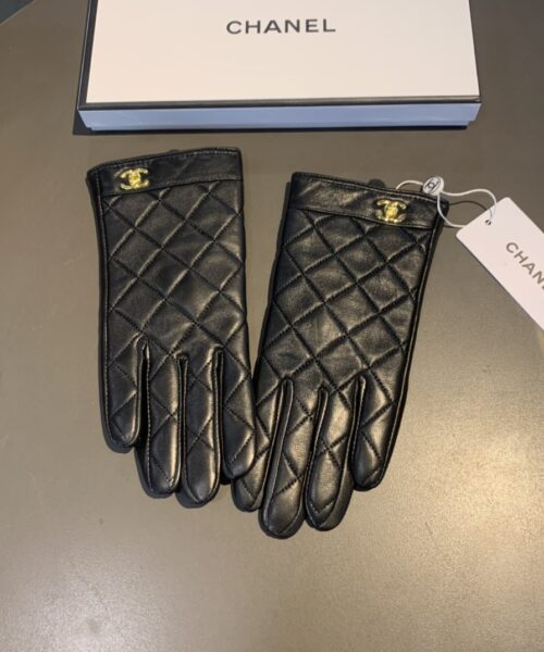 Chanel Gloves In Black