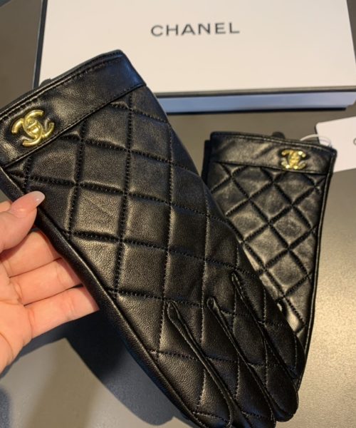 Chanel Gloves In Black