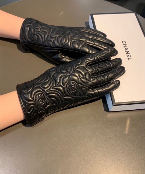Chanel Gloves In Black