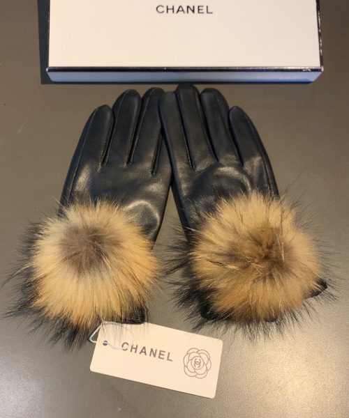 Chanel Gloves In Black
