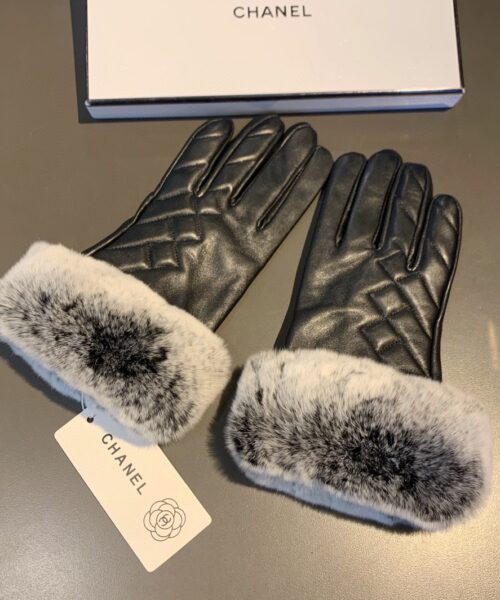 Chanel Gloves In Black