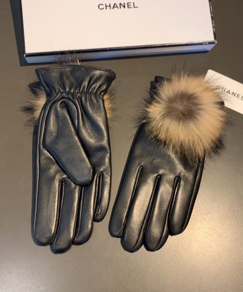 Chanel Gloves In Black