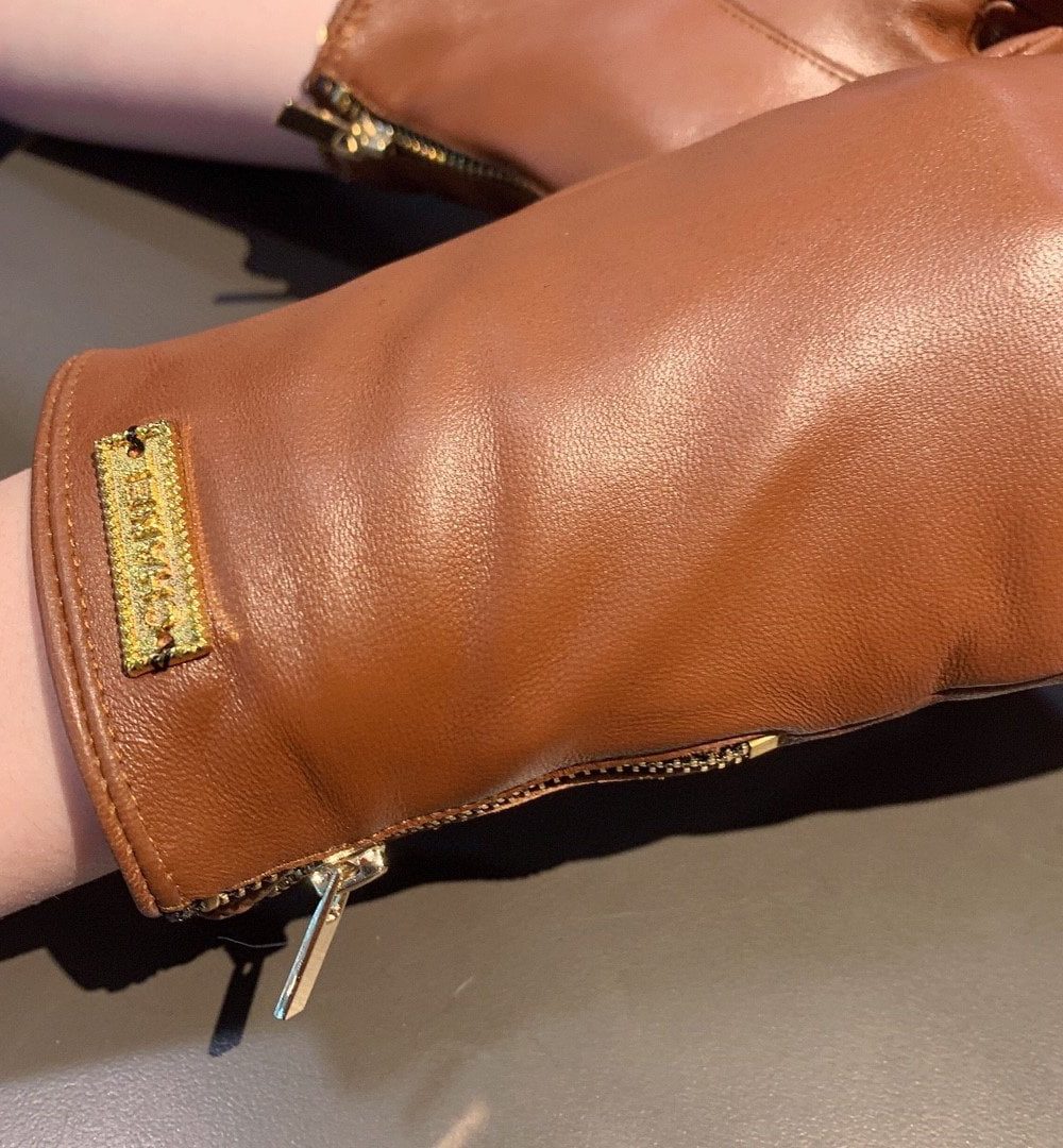 Chanel Gloves In Brown