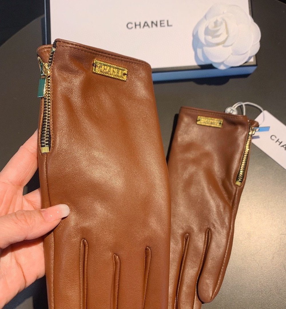 Chanel Gloves In Brown