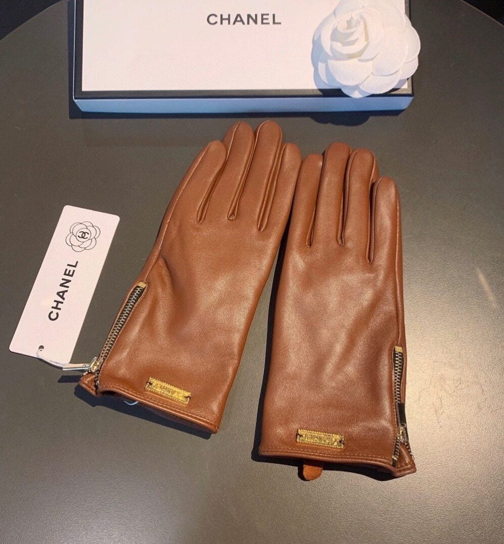 Chanel Gloves In Brown