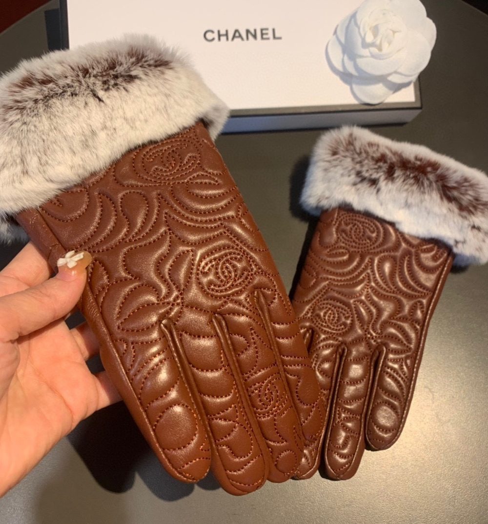 Chanel Gloves In Brown