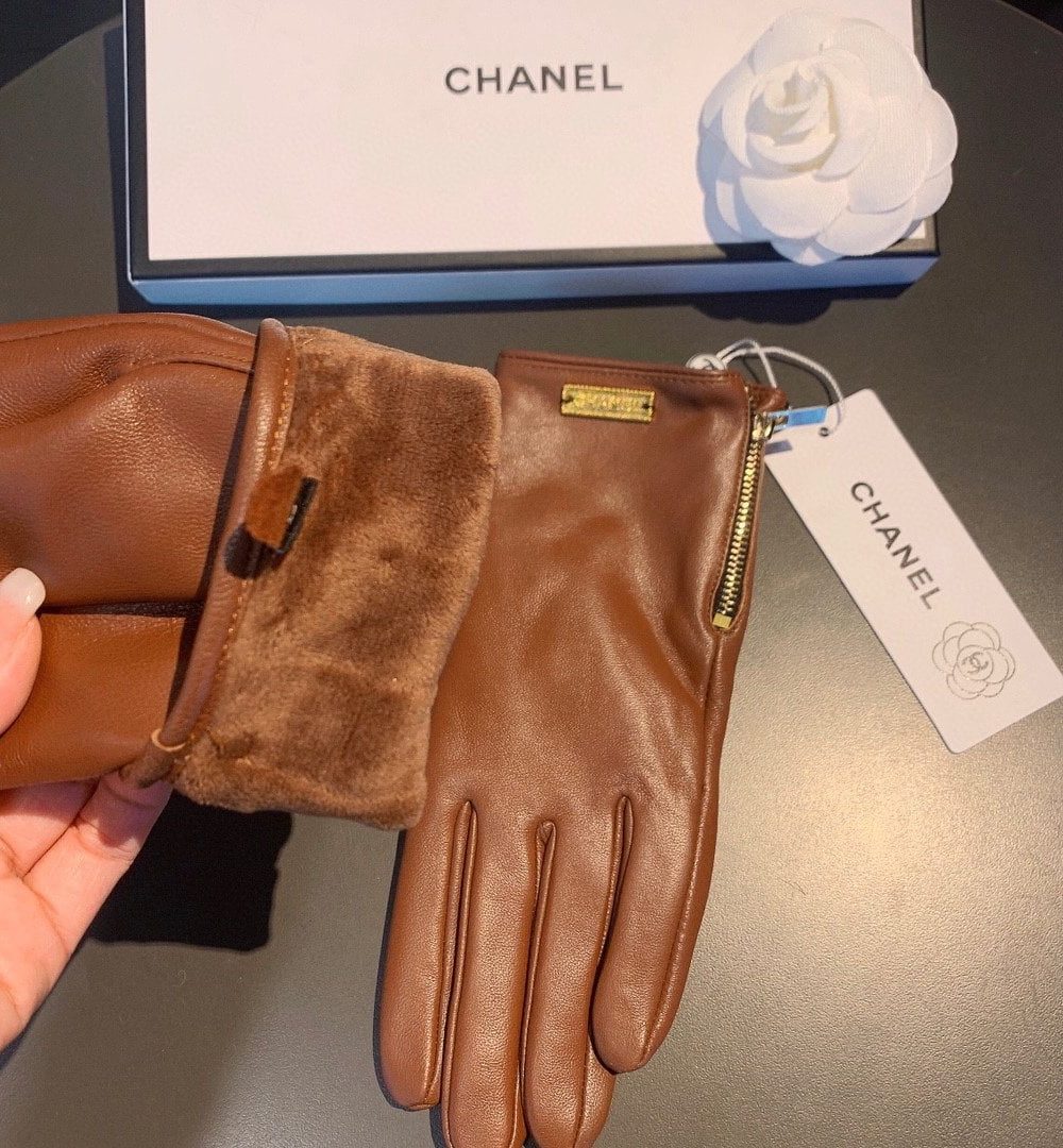 Chanel Gloves In Brown