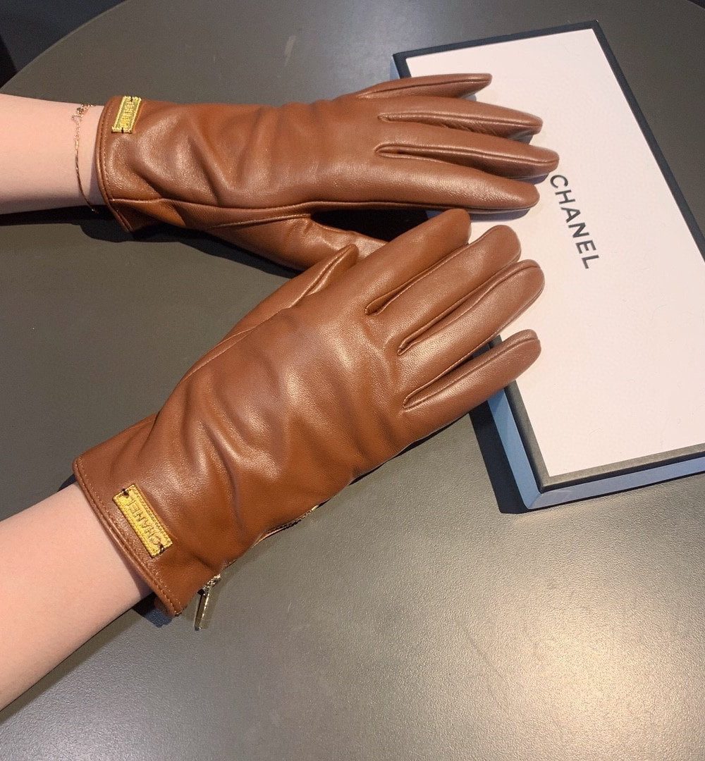 Chanel Gloves In Brown