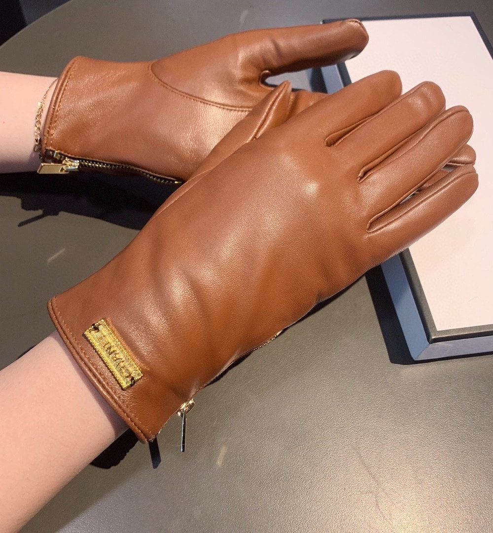 Chanel Gloves In Brown