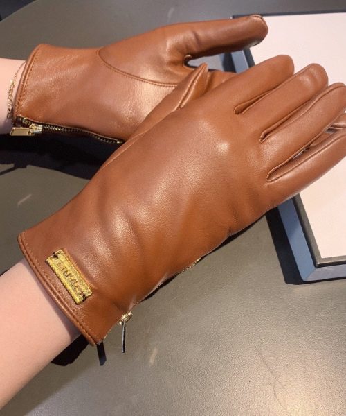Chanel Gloves In Brown