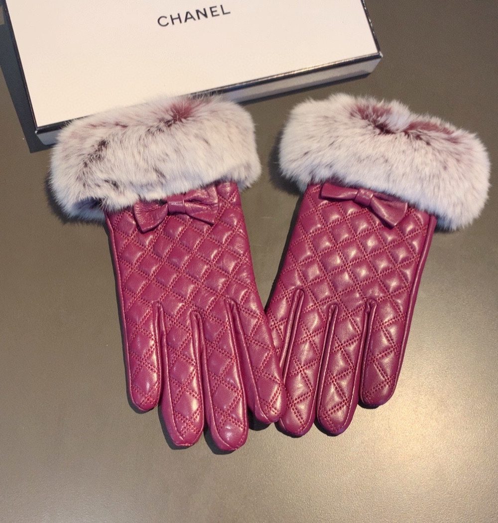 Chanel Gloves In Pink