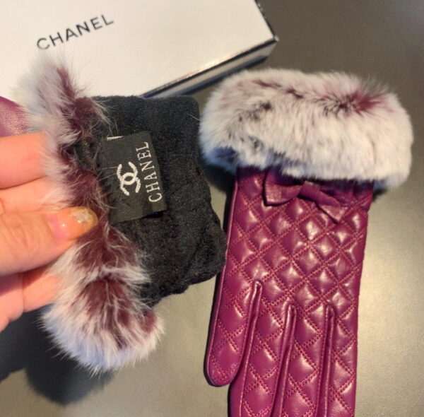 Chanel Gloves In Pink