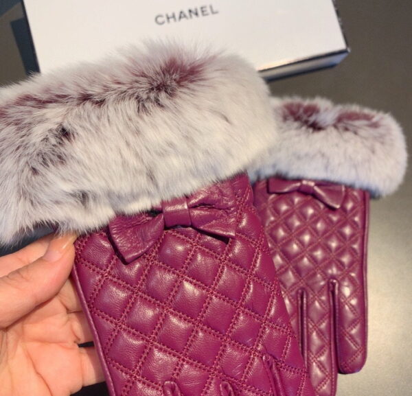 Chanel Gloves In Pink