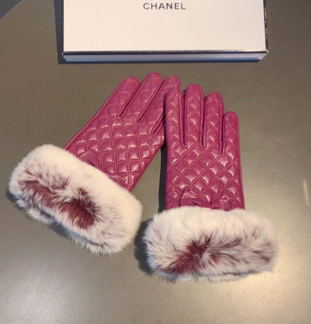 Chanel Gloves In Pink