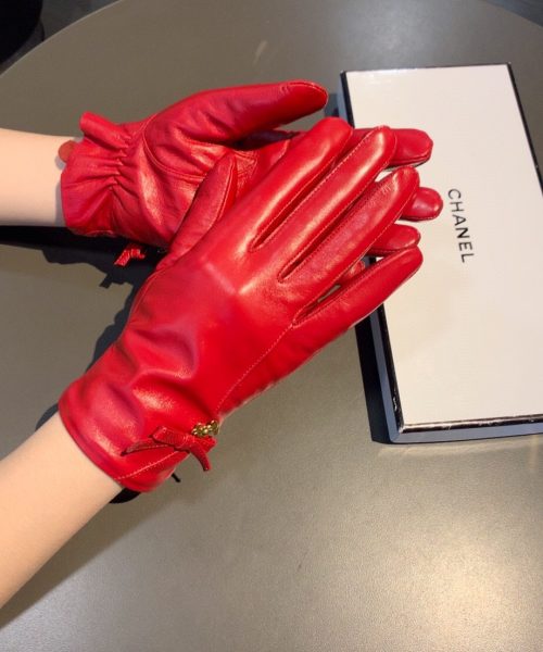Chanel Gloves In Red