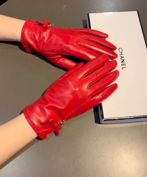 Chanel Gloves In Red