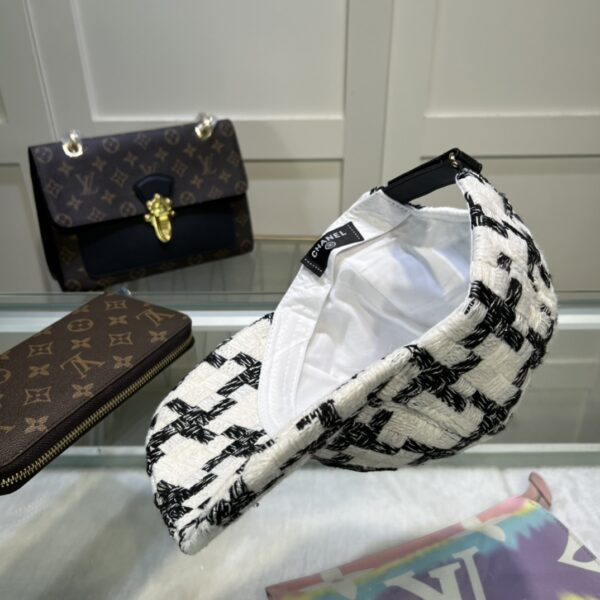 Chanel Hat Black/White