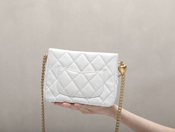 [REP 1:1] Chanel HoBo Heart Adjustment Buckle White For Women 18cm / 7.1in