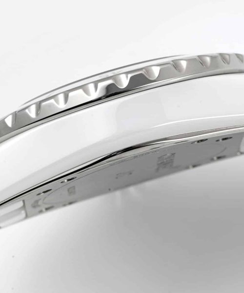 Chanel J12 Wanted De Chanel Watch, 33mm Silver Toned H5703