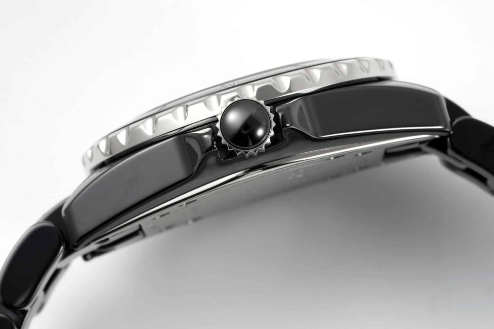 Chanel J12 Watch, 33mm Silver Toned H5703 - Image 6