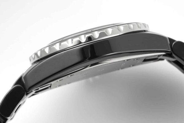 Chanel J12 Watch Caliber, 33mm Silver Toned H5703