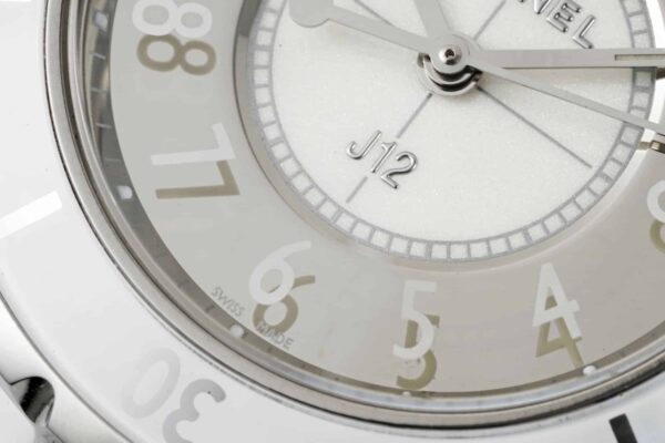 Chanel J12 Watch Caliber, 33mm Silver Toned H5703