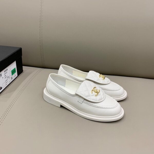 Chanel Loafers White For Women, Women's Shoes G36646