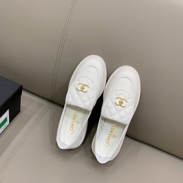 Chanel Loafers White For Women, Women's Shoes G36646