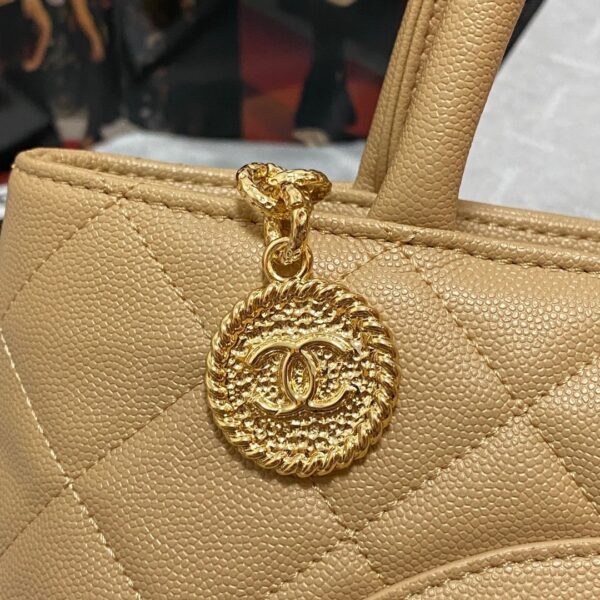 [REP 1:1] Chanel Medallion Tote Gold Hardware Caviar Yellow For Women, Women's Handbags, Shoulder Bags 15.6in/32cm