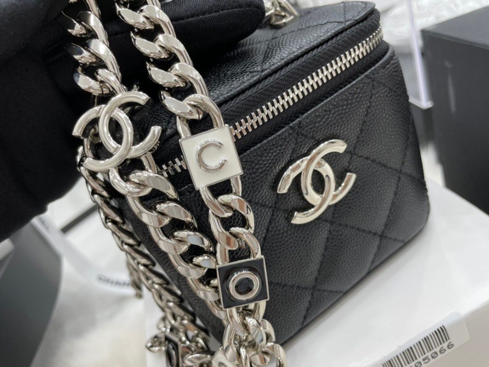 [REP 1:1] Chanel Mini Vanity Bag Black/White For Women 11cm / 4.3in - Image 7