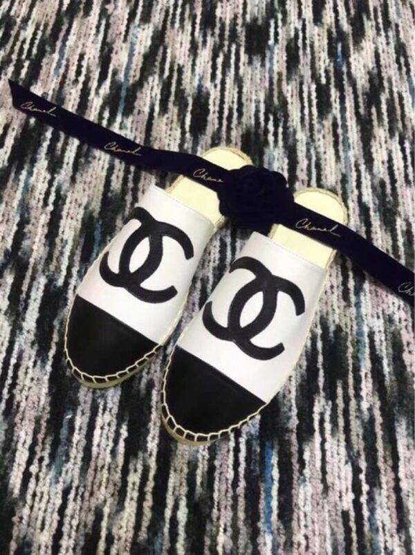 Chanel Mule Espadrille Slides White/Black For Women, Women's Shoes