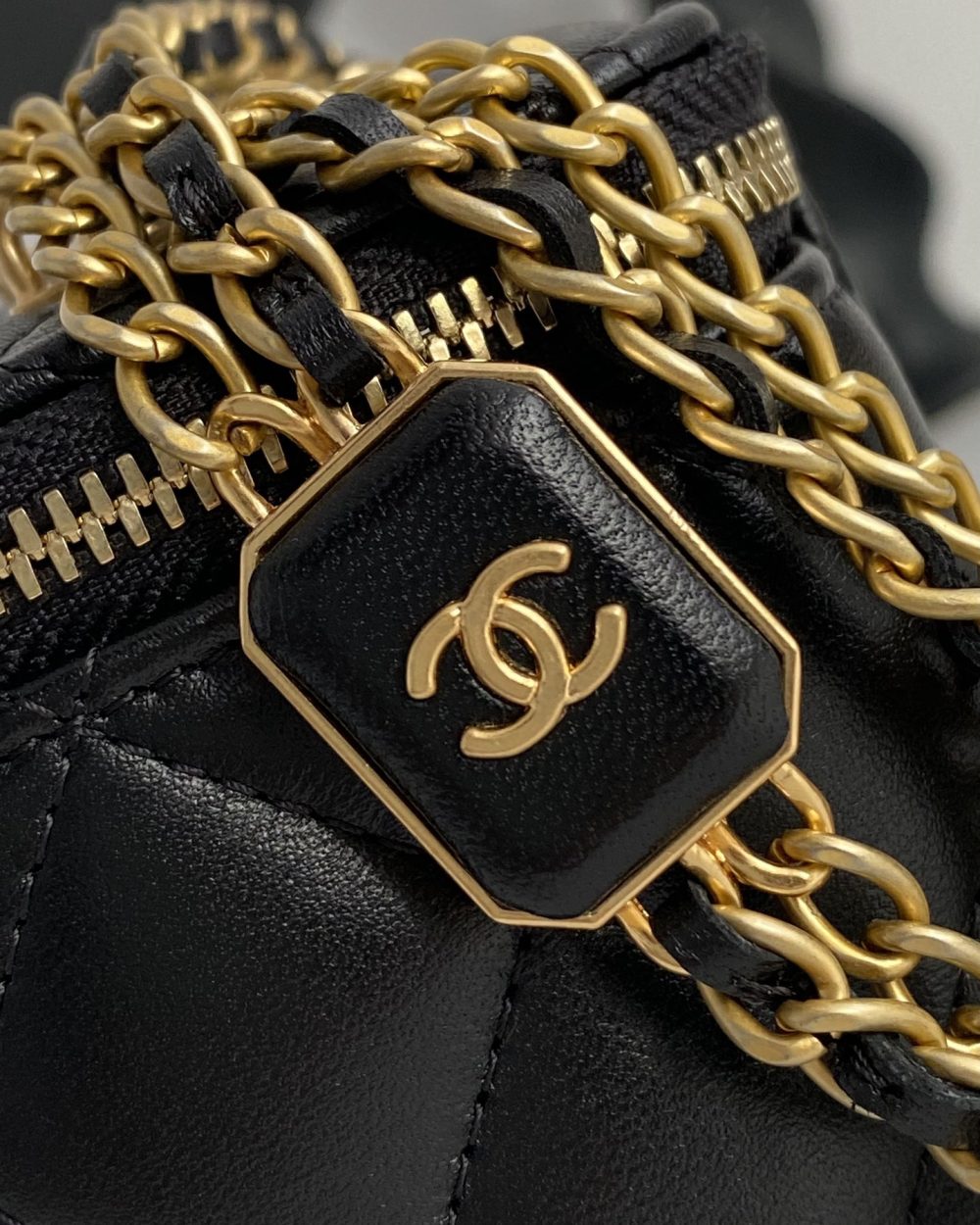 [REP 1:1] Chanel Small Vanity With Chain Black For Women, Women's Bags 4.3in/11cm
