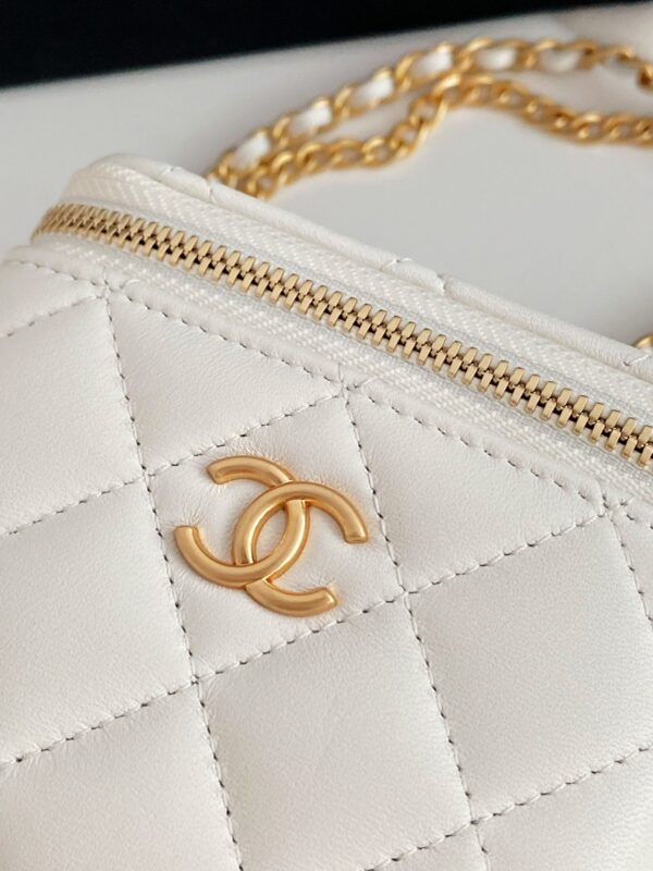 [REP 1:1] Chanel Small Vanity With Chain White For Women, Women's Bags 4.3in/11cm