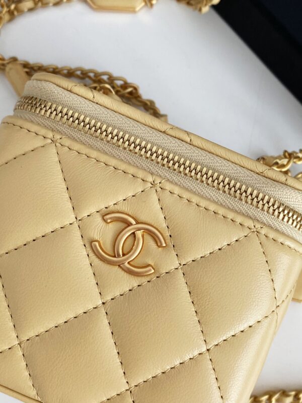 [REP 1:1] Chanel Small Vanity With Chain Yellow For Women, Women's Bags 4.3in/11cm