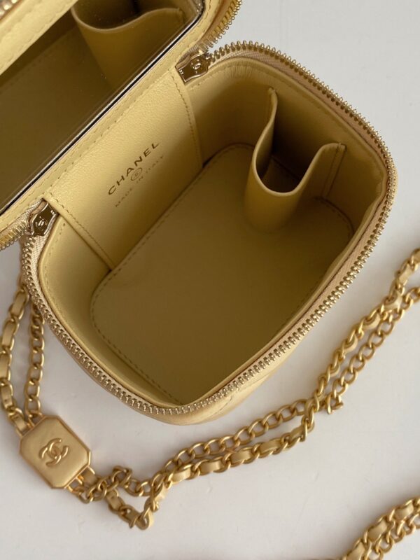 [REP 1:1] Chanel Small Vanity With Chain Yellow For Women, Women's Bags 4.3in/11cm