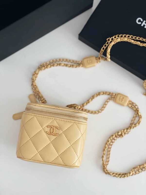 [REP 1:1] Chanel Small Vanity With Chain Yellow For Women, Women's Bags 4.3in/11cm