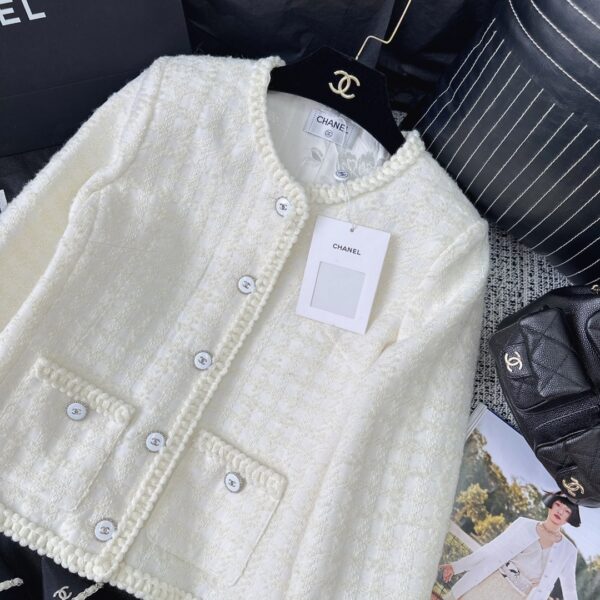Chanel Sutdc Tweed Jacket White For Women