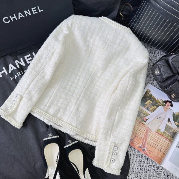 Chanel Sutdc Tweed Jacket White For Women
