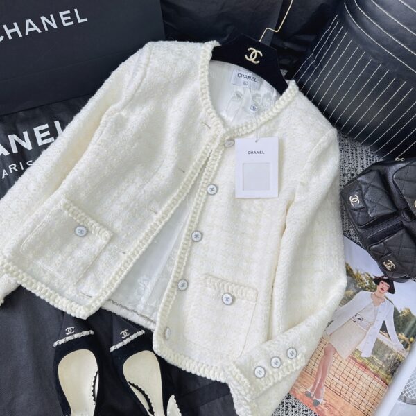 Chanel Sutdc Tweed Jacket White For Women