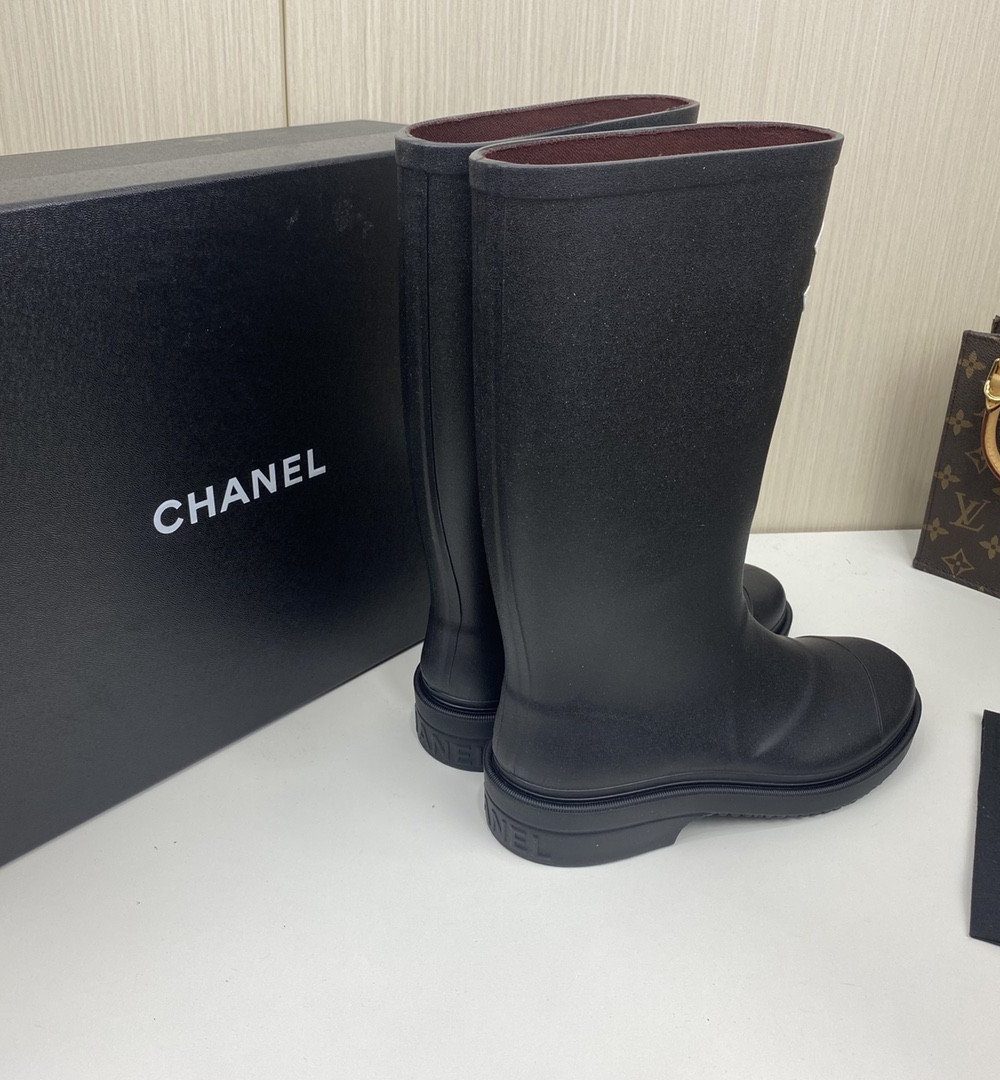 Chanel Women's High Boots Black For Women G39620 X56326 94305