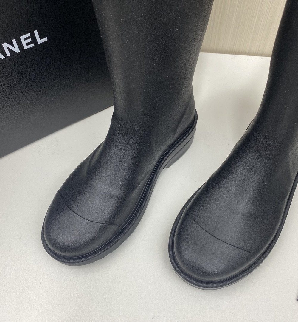 Chanel Women's High Boots Black For Women G39620 X56326 94305