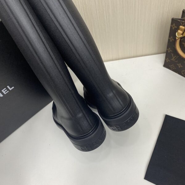 Chanel Women's High Boots Black For Women G39620 X56326 94305