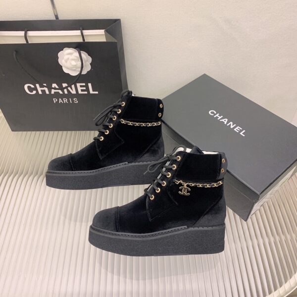 Chanel Women's Lace-Ups Black For Women G39332 X56706 94305