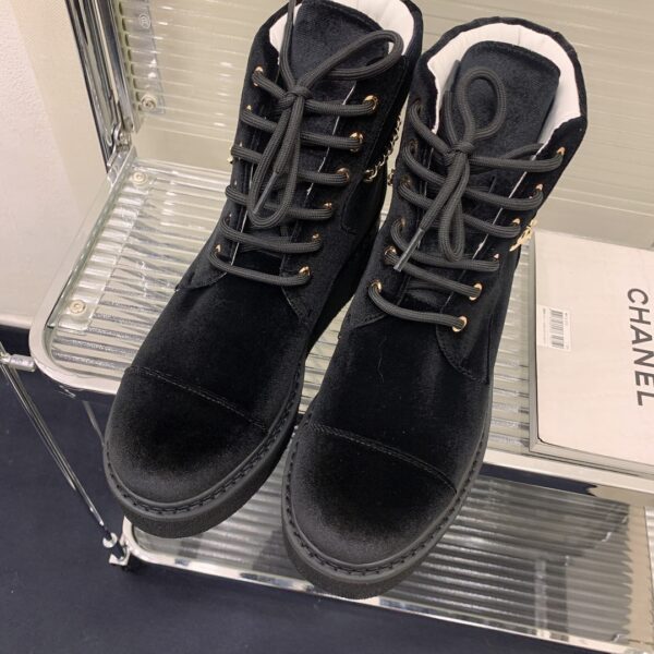 Chanel Women's Lace-Ups Black For Women G39332 X56706 94305
