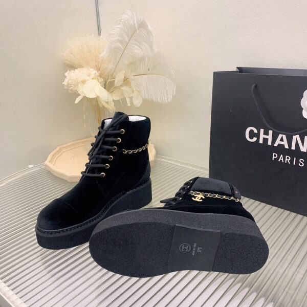 Chanel Women's Lace-Ups Black For Women G39332 X56706 94305