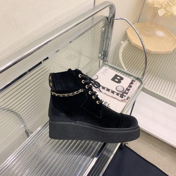 Chanel Women's Lace-Ups Black For Women G39332 X56706 94305