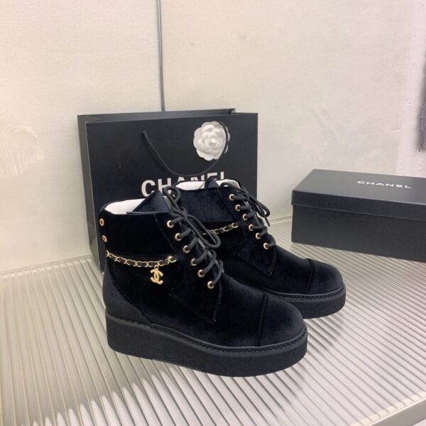 Chanel Women's Lace-Ups Black For Women G39332 X56706 94305